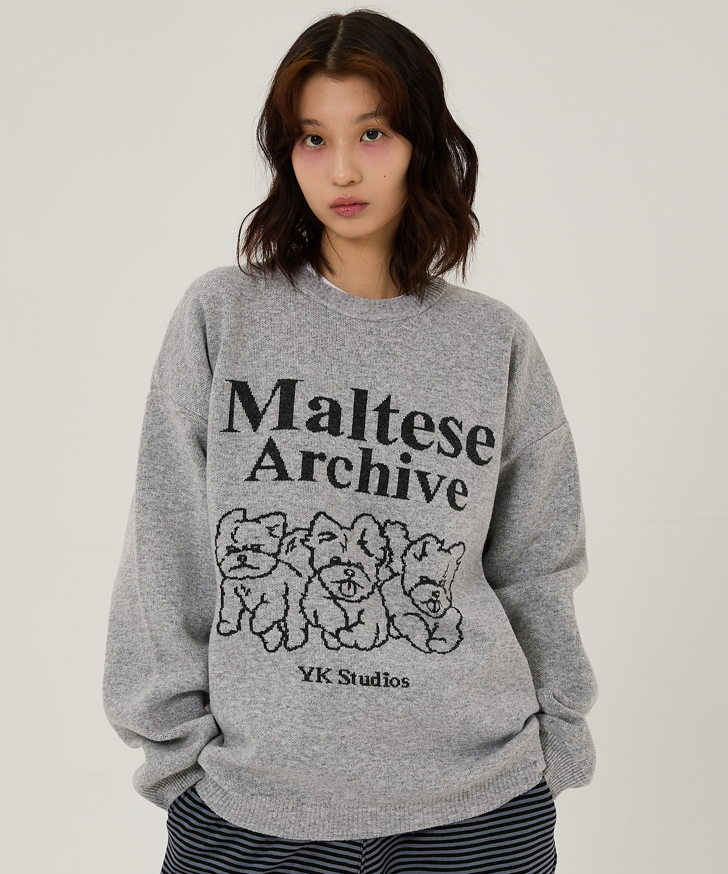 Maltese archive line graphics knit GREY - waikei