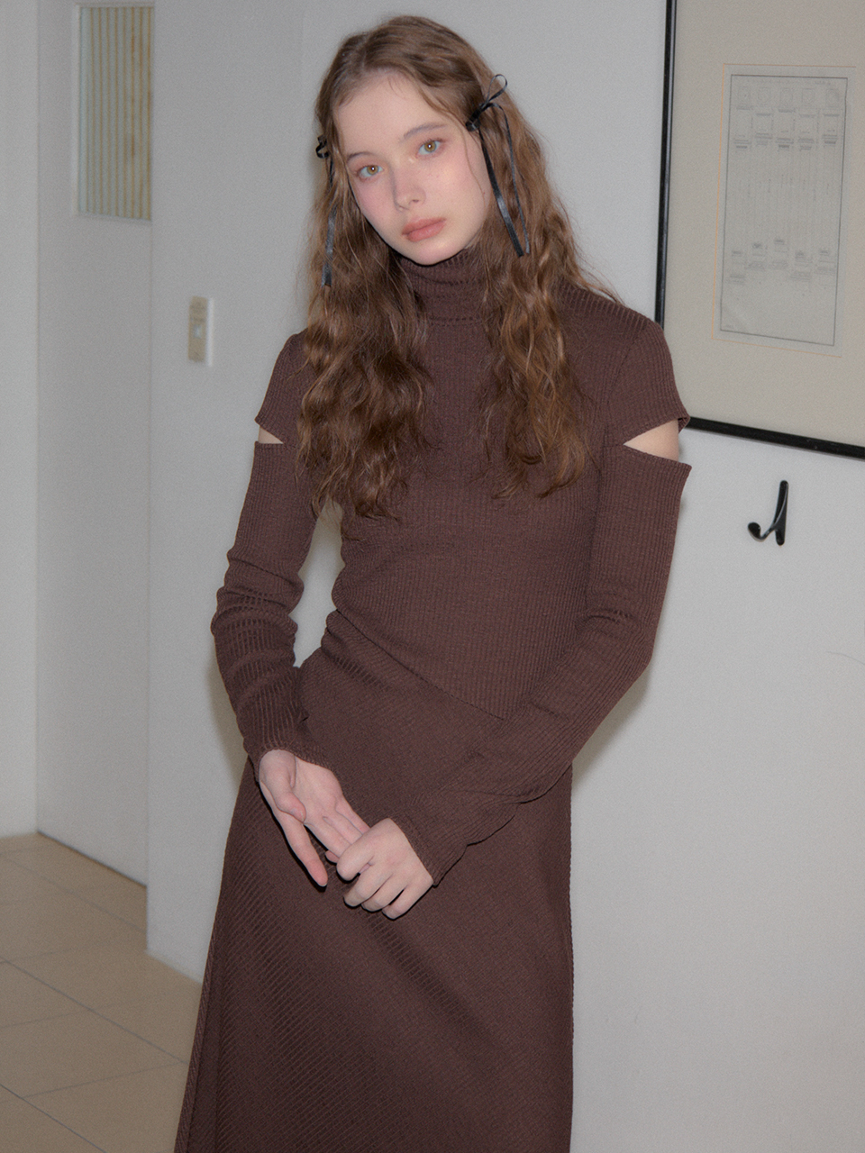 High Neck Cut-Out Long Dress_ Brown