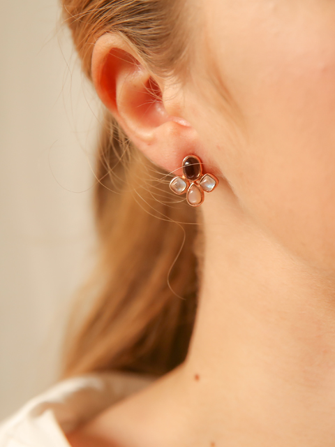 floral mood earring