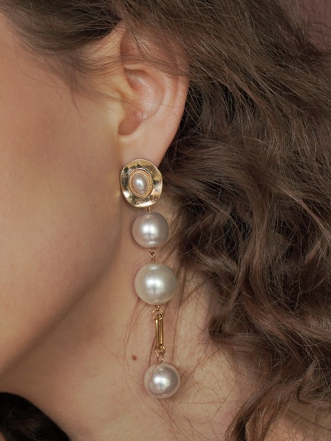 roria pearl earring