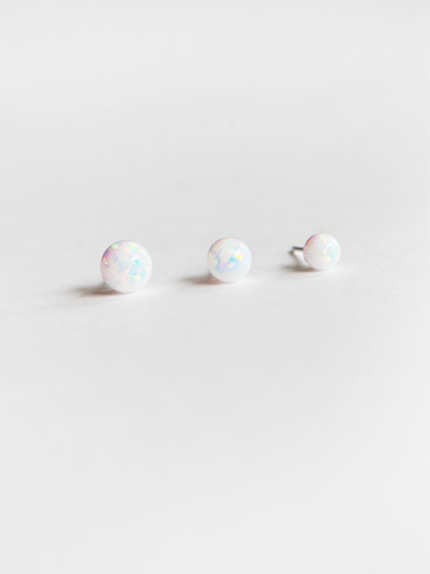 E0092-pure opal earring   