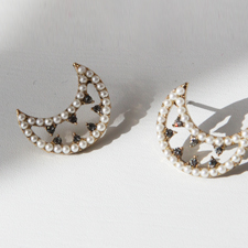moon pearl earring