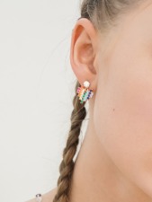EASY. rainbow earring