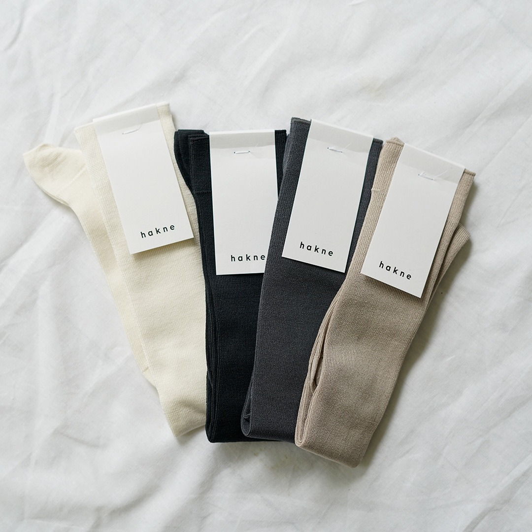 HK0301 Silk Ribbed High Socks