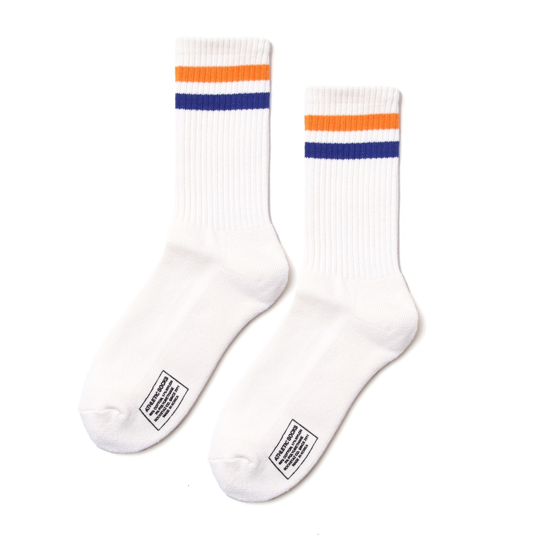 STP008 Stripe Pile Crew Socks: White-or/bl